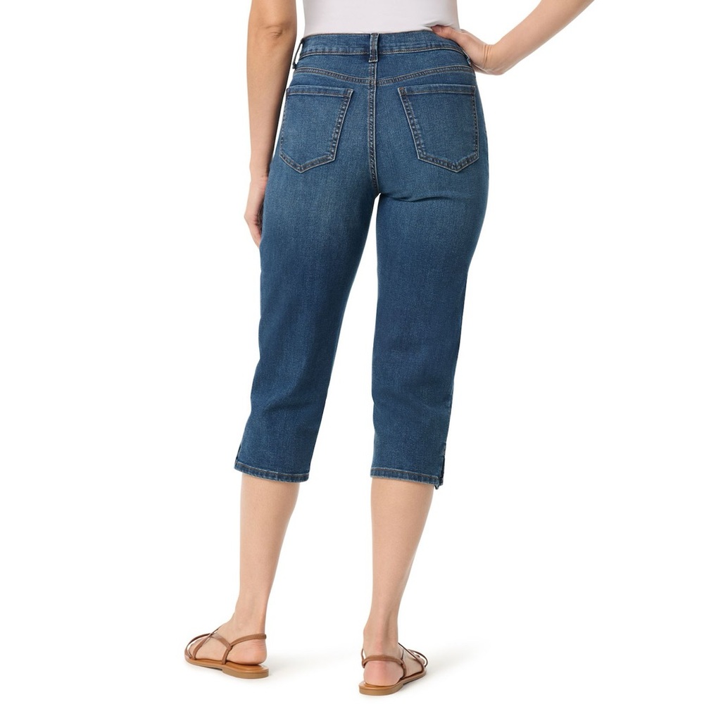 NWT,‎ Gloria Vanderbilt Amanda Slit Capri